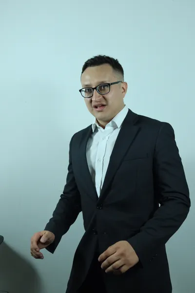 Carlos