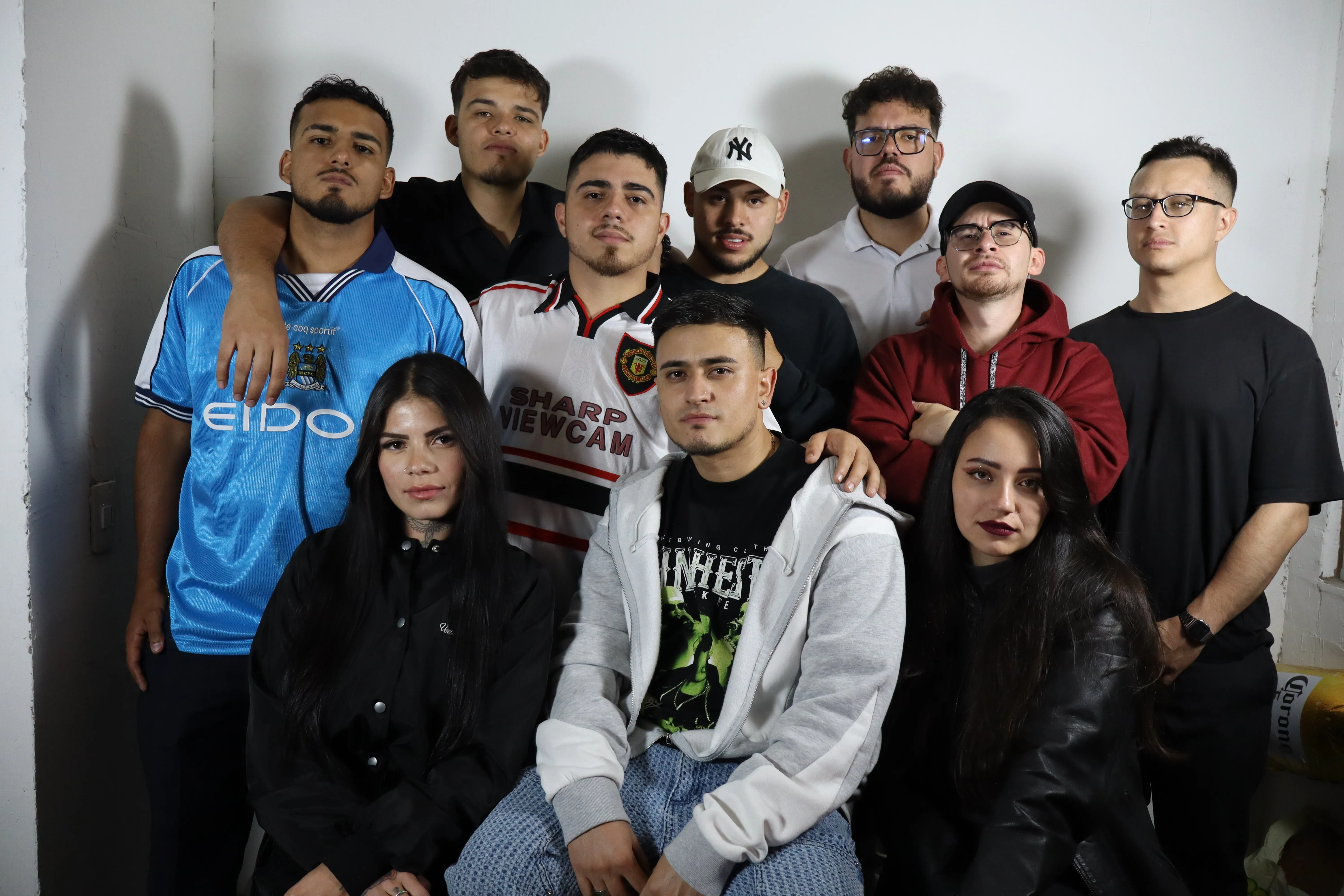 En Obra Gris — el grupo en el estudio